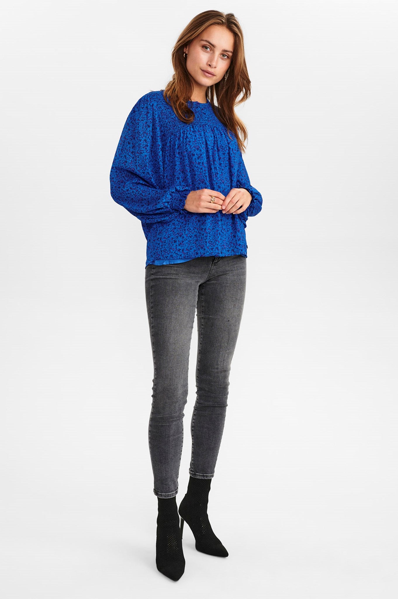 700861-3081_3.jpg