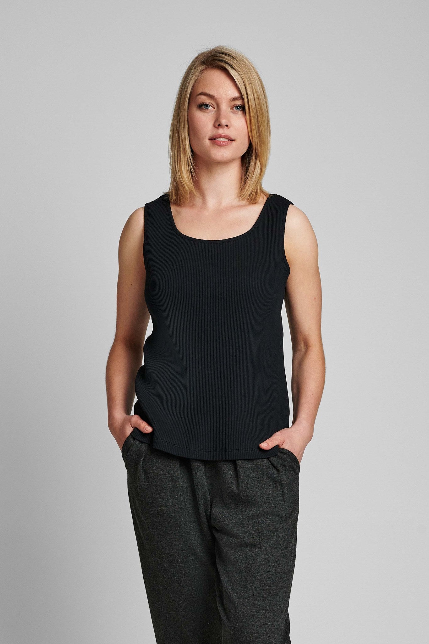700320-0000.jpg