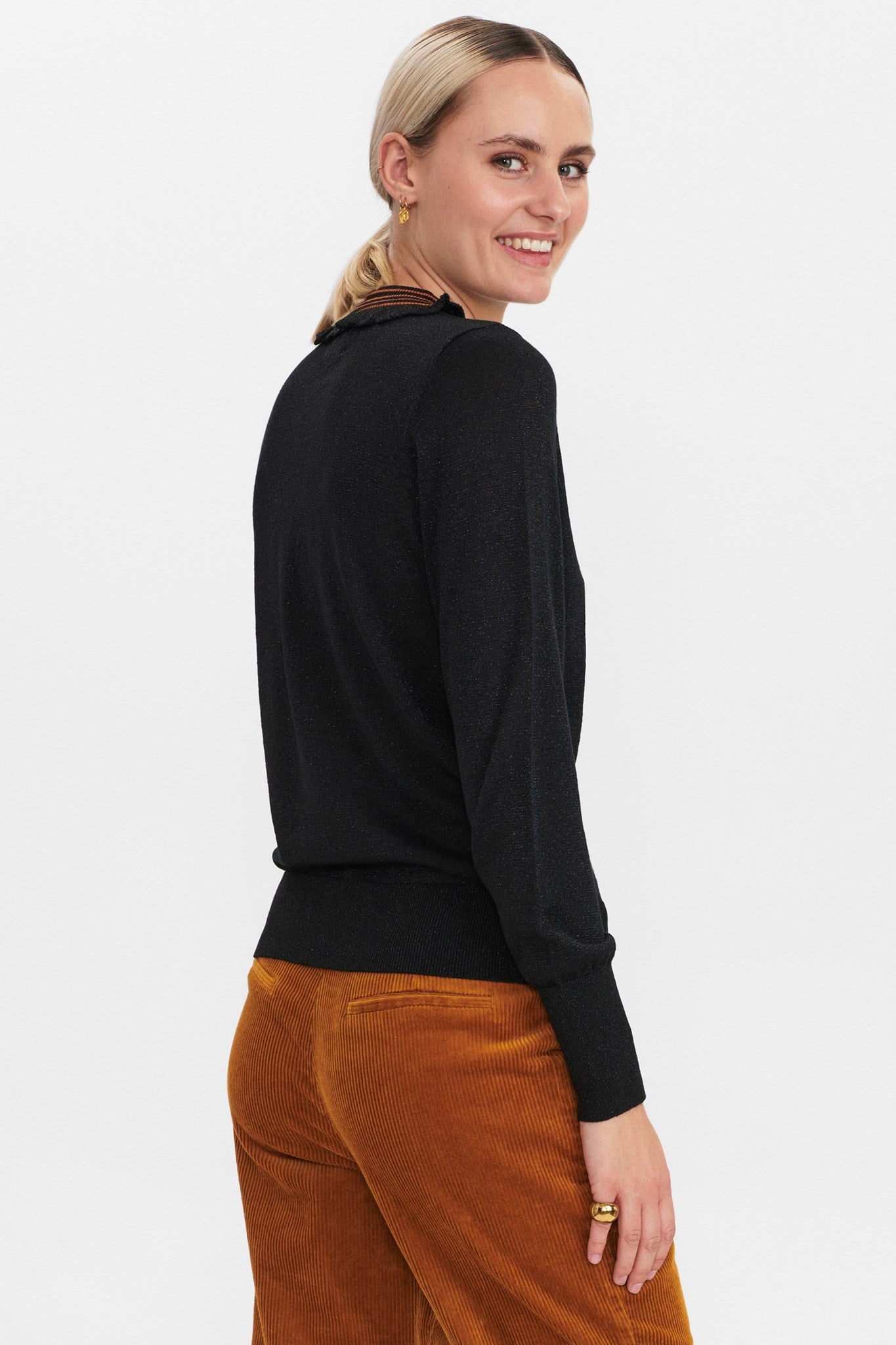 701135-0000_2.jpg